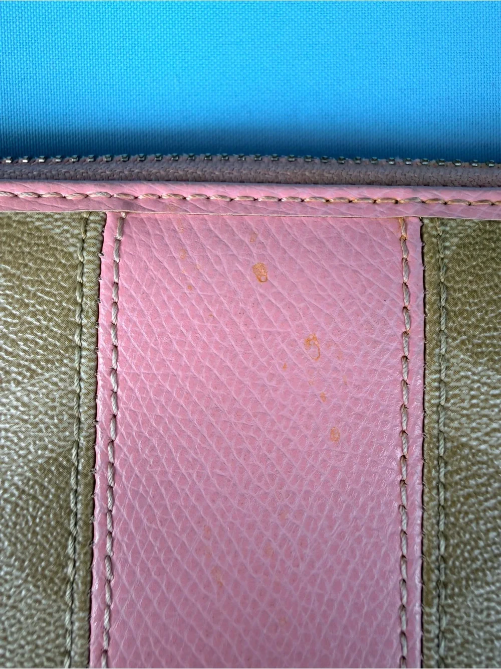 Coach Pink Trim Signature Zip Wallet AUTHENTIC